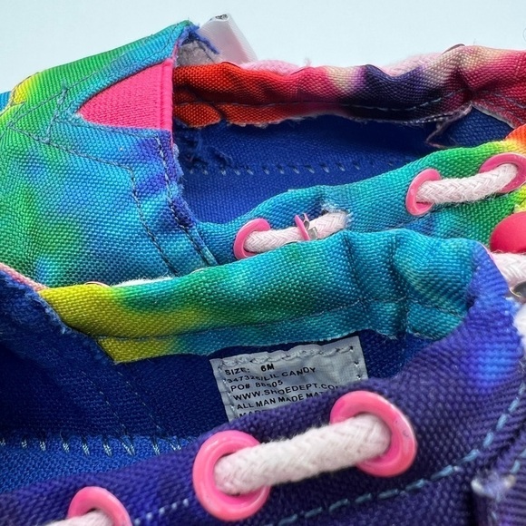 MAUI ISLAND UNISEX BABY TIE DYE SHOES SIZE 6 - Picture 9 of 11